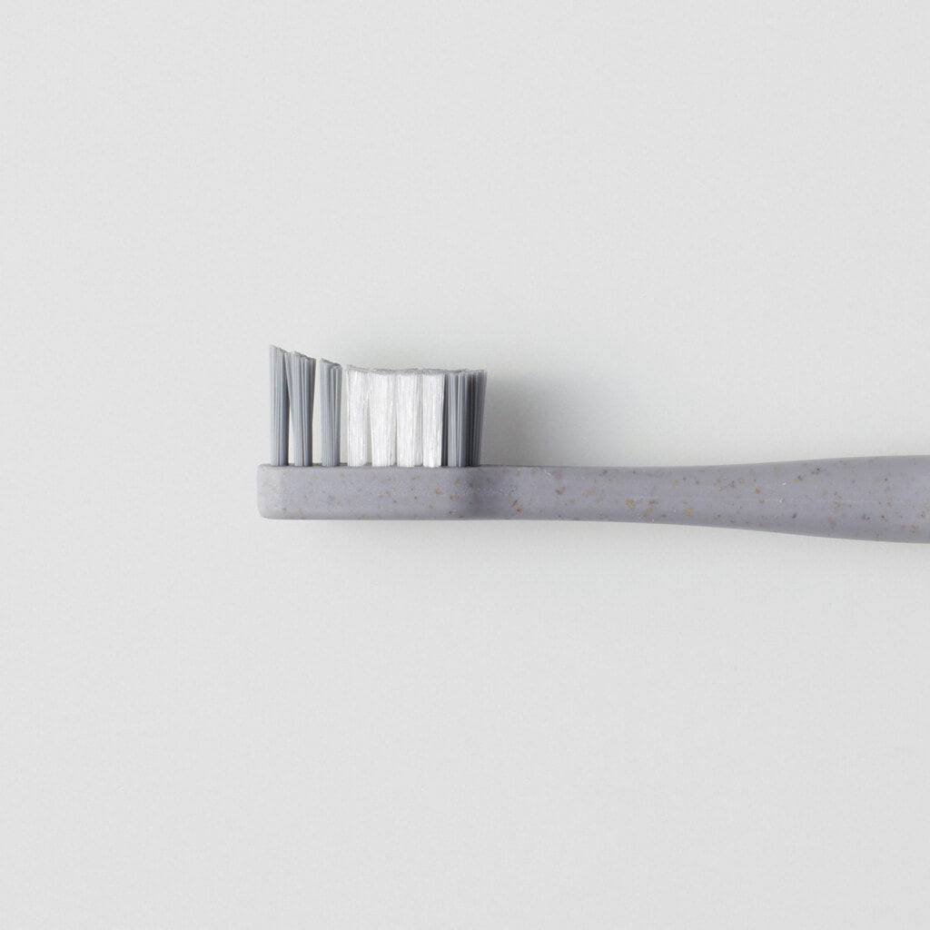 MARNA fit toothbrush curved bristle