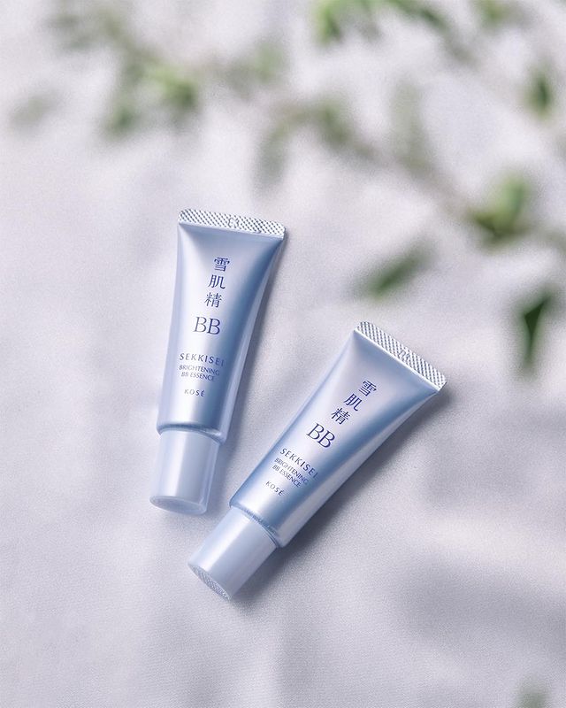 KOSE Sekkisei Bright BB Essence 02 Natural color
